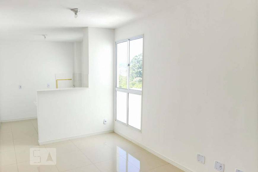Foto 1 de Apartamento com 2 Quartos para alugar, 44m² em Cavalhada, Porto Alegre