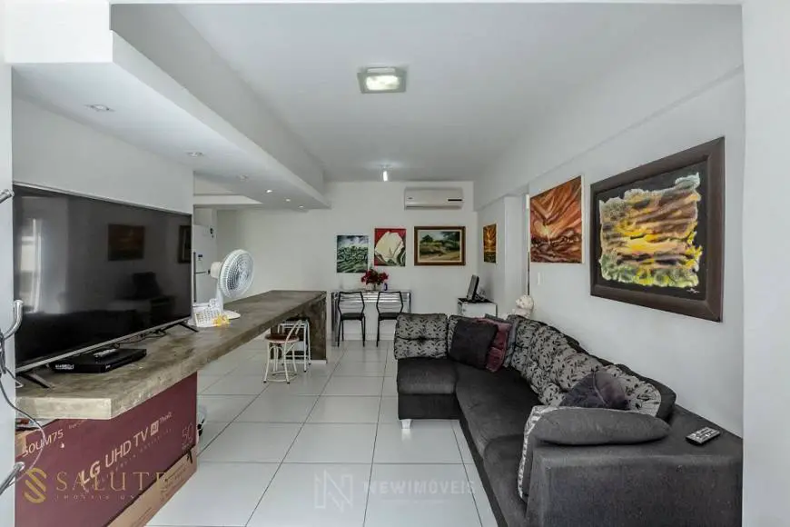Foto 1 de Apartamento com 2 Quartos à venda, 126m² em Centro, Balneário Camboriú