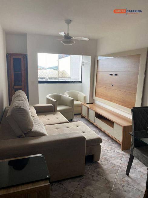 Foto 1 de Apartamento com 2 Quartos para alugar, 60m² em Centro, Balneário Camboriú