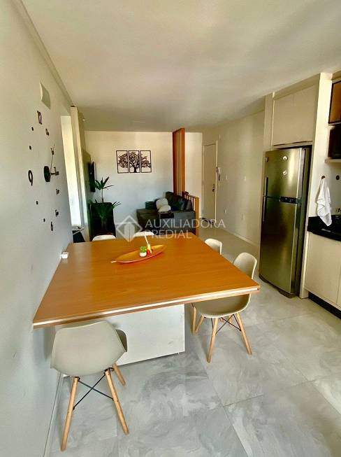 Foto 4 de Apartamento com 2 Quartos à venda, 59m² em Centro, Camboriú
