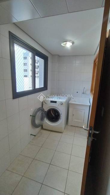 Foto 4 de Apartamento com 2 Quartos à venda, 83m² em Centro, Caxias do Sul