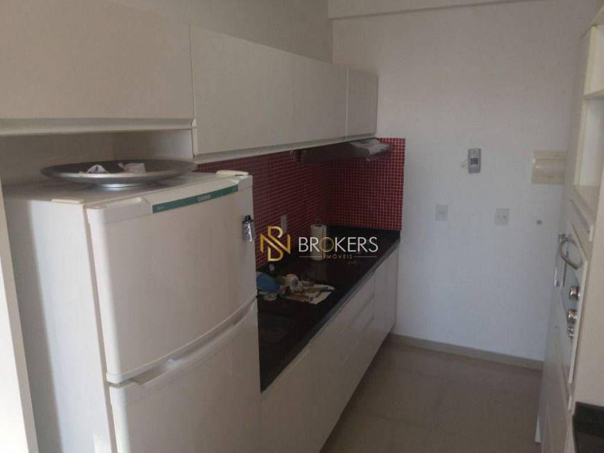 Foto 3 de Apartamento com 2 Quartos à venda, 43m² em Centro, Curitiba
