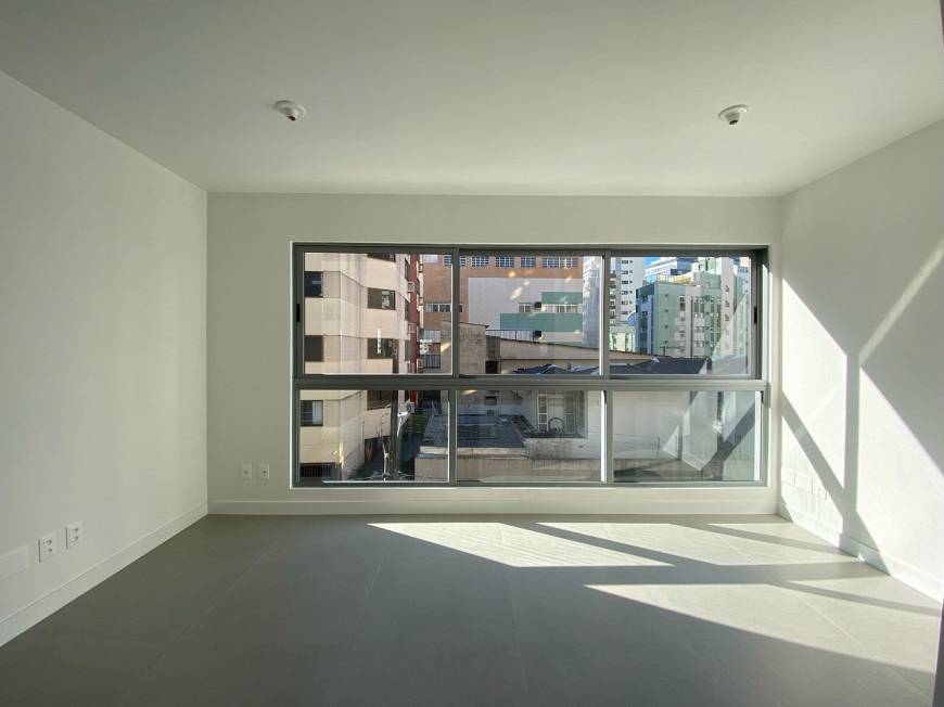Foto 1 de Apartamento com 2 Quartos à venda, 71m² em Centro, Florianópolis