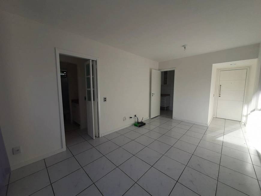 Foto 1 de Apartamento com 2 Quartos para alugar, 60m² em Centro, Niterói