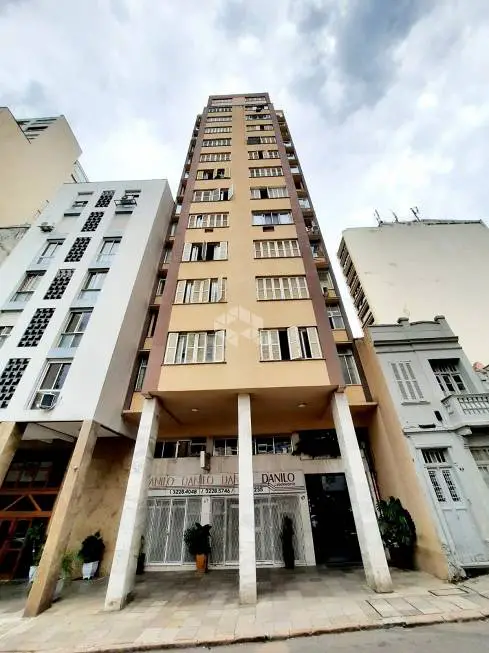 Foto 1 de Apartamento com 2 Quartos à venda, 60m² em Centro, Porto Alegre