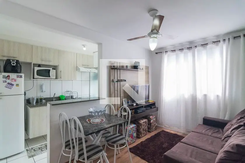 Foto 1 de Apartamento com 2 Quartos para alugar, 52m² em Cidade Sao Jorge, Santo André