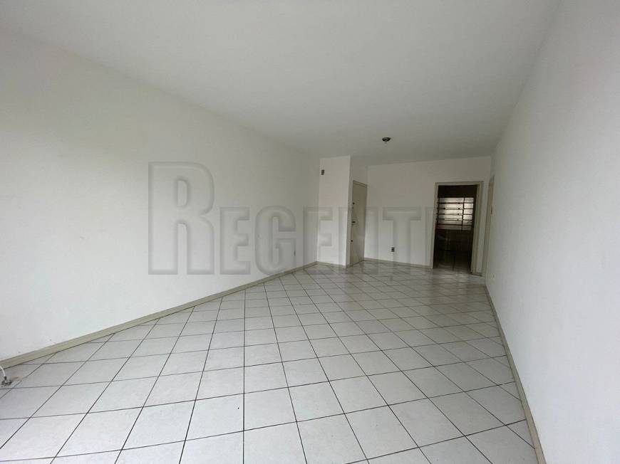 Foto 3 de Apartamento com 2 Quartos à venda, 86m² em Coqueiros, Florianópolis