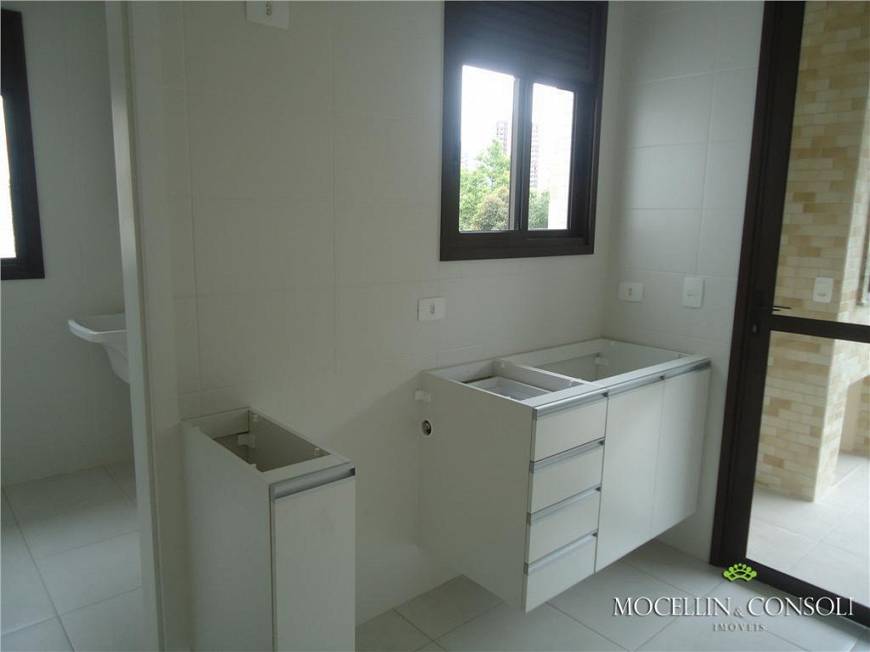 Foto 4 de Apartamento com 2 Quartos para alugar, 70m² em Ecoville, Curitiba