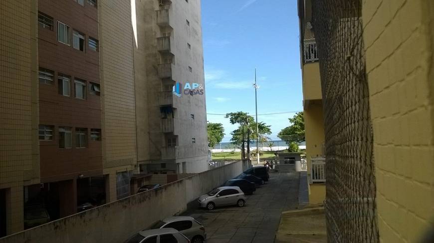 Foto 1 de Apartamento com 2 Quartos à venda, 65m² em Embaré, Santos