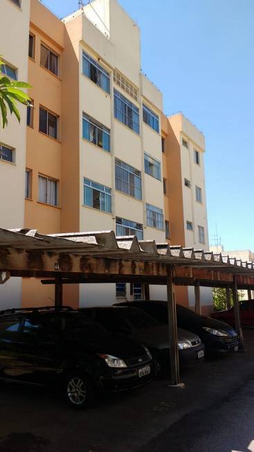 Foto 2 de Apartamento com 2 Quartos à venda, 52m² em Engenheiro Goulart, São Paulo