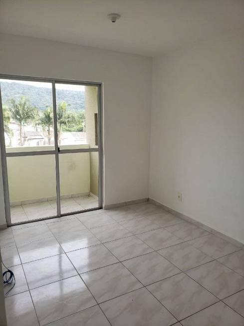 Foto 1 de Apartamento com 2 Quartos para alugar, 52m² em Espinheiros, Itajaí