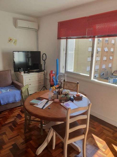 Foto 4 de Apartamento com 2 Quartos à venda, 74m² em Farroupilha, Porto Alegre