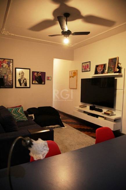Foto 2 de Apartamento com 2 Quartos à venda, 74m² em Farroupilha, Porto Alegre
