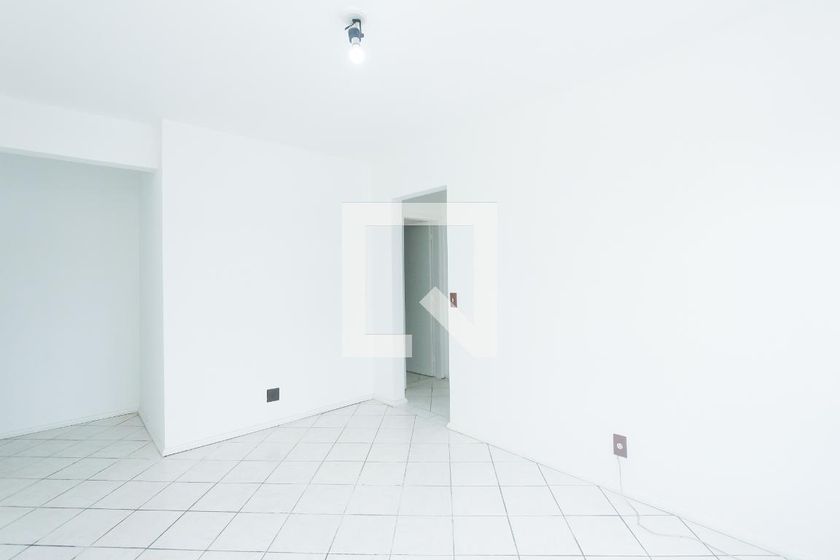 Foto 1 de Apartamento com 2 Quartos para alugar, 65m² em Floresta, Porto Alegre
