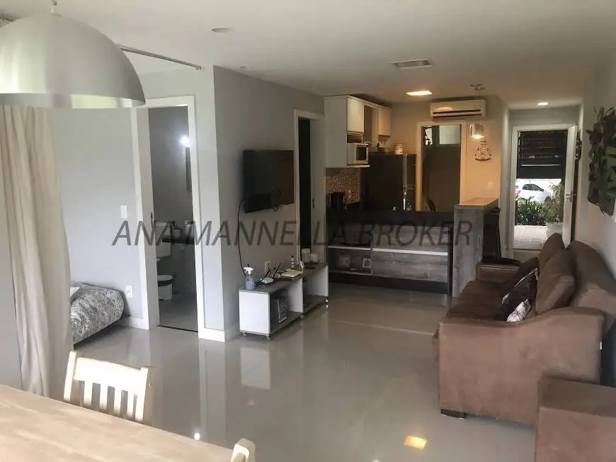 Foto 1 de Apartamento com 2 Quartos à venda, 64m² em Frade, Angra dos Reis