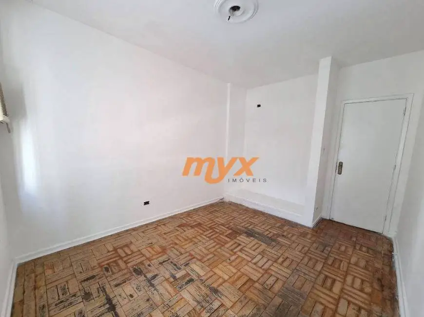 Foto 3 de Apartamento com 2 Quartos à venda, 111m² em Gonzaga, Santos
