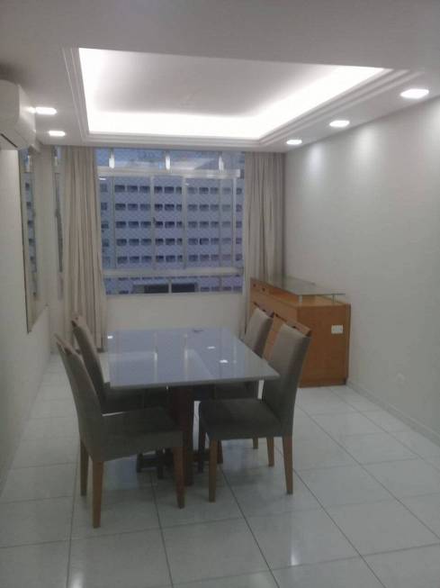 Foto 1 de Apartamento com 2 Quartos para alugar, 120m² em Gonzaga, Santos