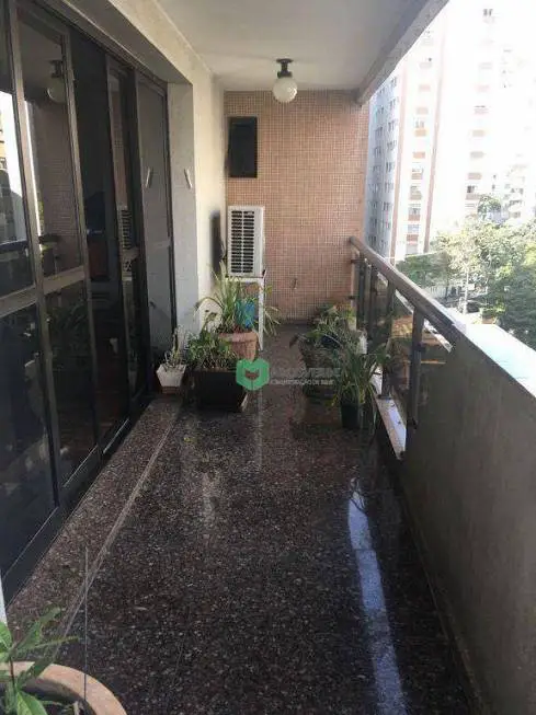 Foto 2 de Apartamento com 2 Quartos para alugar, 350m² em Higienópolis, São Paulo