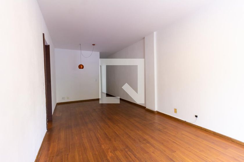 Foto 3 de Apartamento com 2 Quartos para alugar, 92m² em Humaitá, Rio de Janeiro