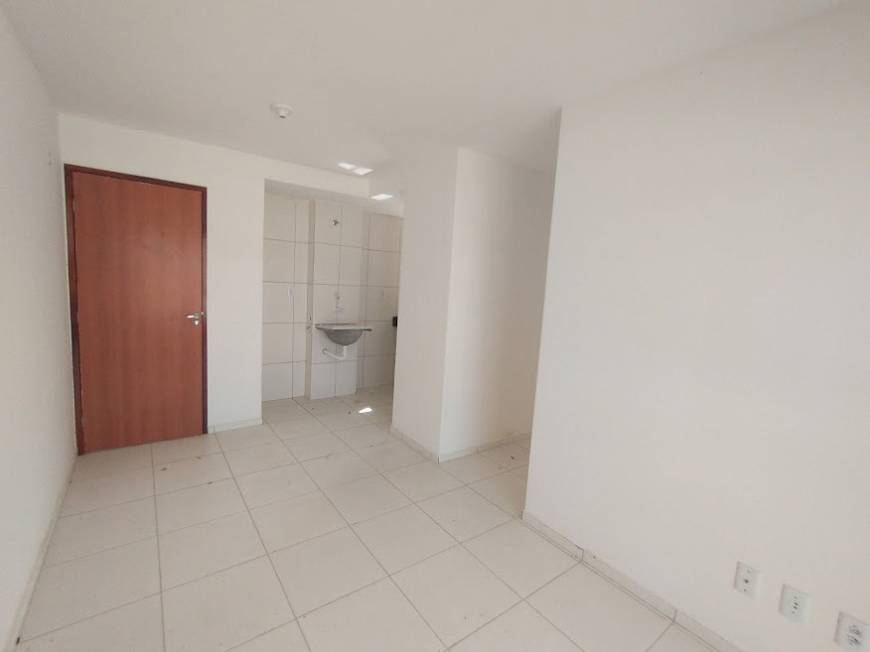 Foto 1 de Apartamento com 2 Quartos à venda, 48m² em Icarai, Caucaia