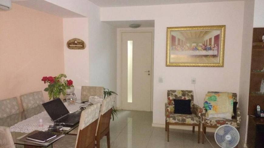 Foto 5 de Apartamento com 2 Quartos à venda, 79m² em Icaraí, Niterói