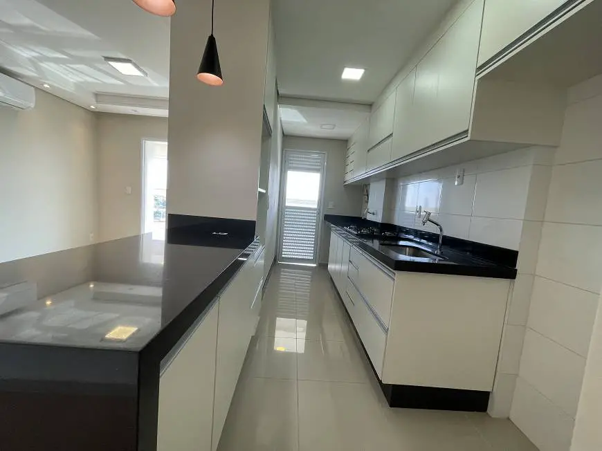Foto 4 de Apartamento com 2 Quartos para alugar, 80m² em Icaray, Araçatuba