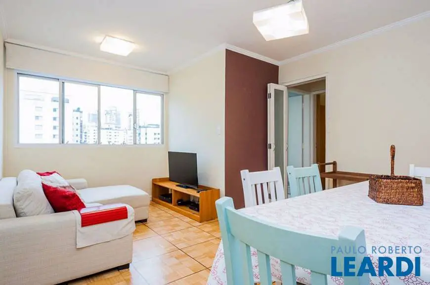 Foto 1 de Apartamento com 2 Quartos para alugar, 75m² em Indianópolis, São Paulo