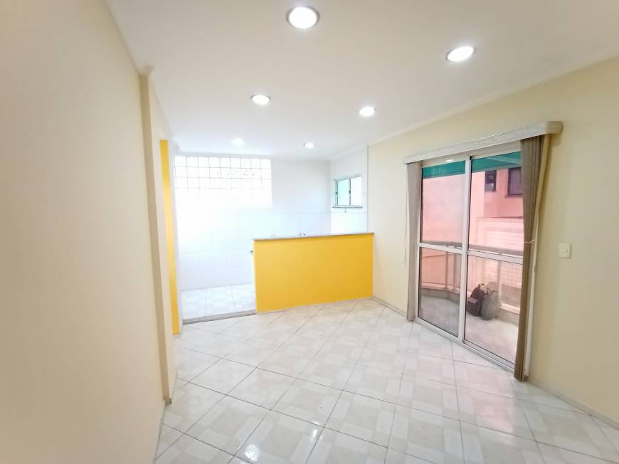Foto 2 de Apartamento com 2 Quartos para alugar, 70m² em Irajá, Rio de Janeiro