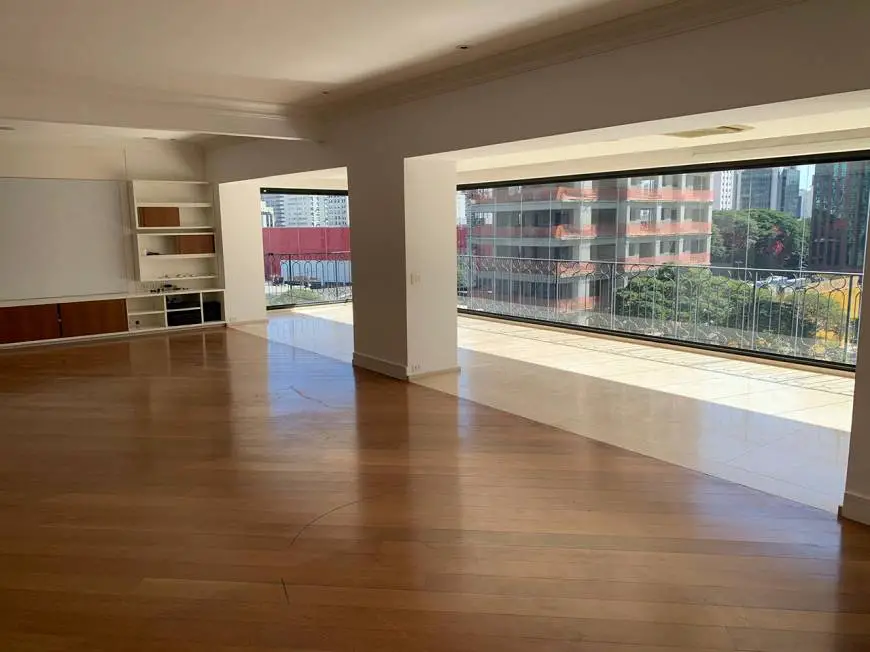 Foto 1 de Apartamento com 2 Quartos para alugar, 276m² em Itaim Bibi, São Paulo
