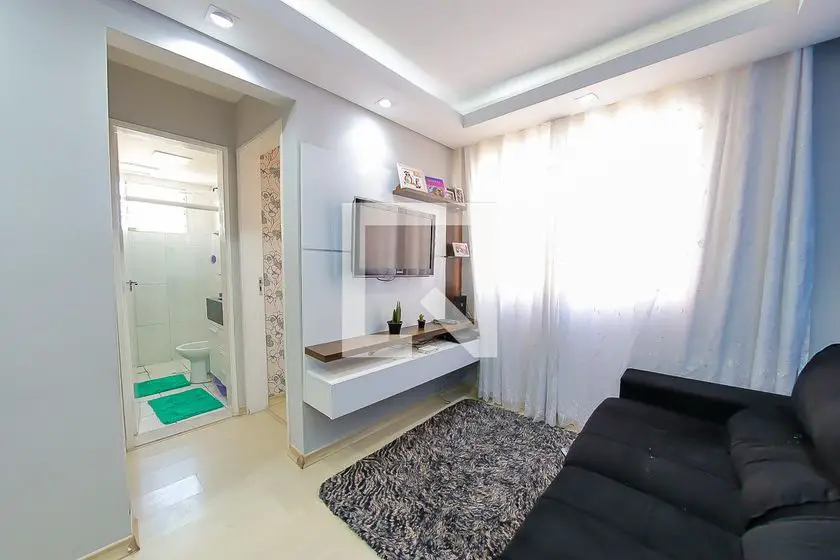 Foto 1 de Apartamento com 2 Quartos à venda, 43m² em Jardim Adriana, Guarulhos