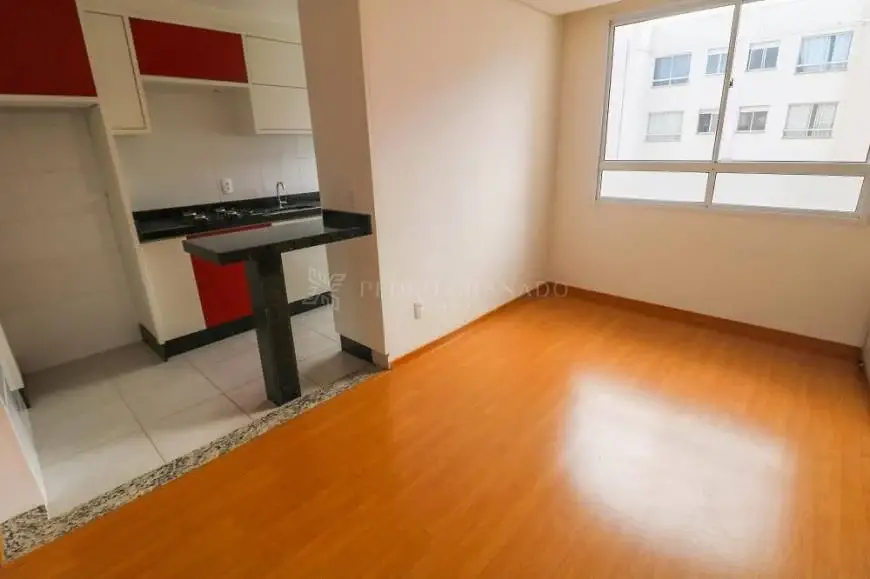 Foto 1 de Apartamento com 2 Quartos para alugar, 47m² em Jardim América, Maringá