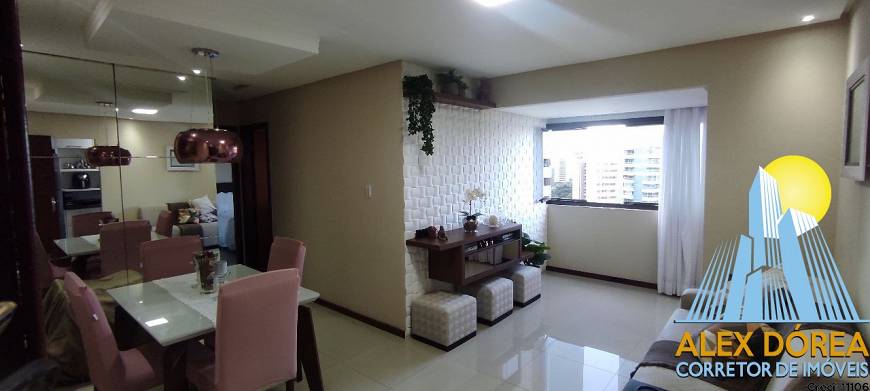 Foto 1 de Apartamento com 2 Quartos à venda, 62m² em Jardim Armacao, Salvador