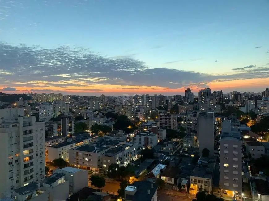 Foto 1 de Apartamento com 2 Quartos à venda, 70m² em Jardim Botânico, Porto Alegre
