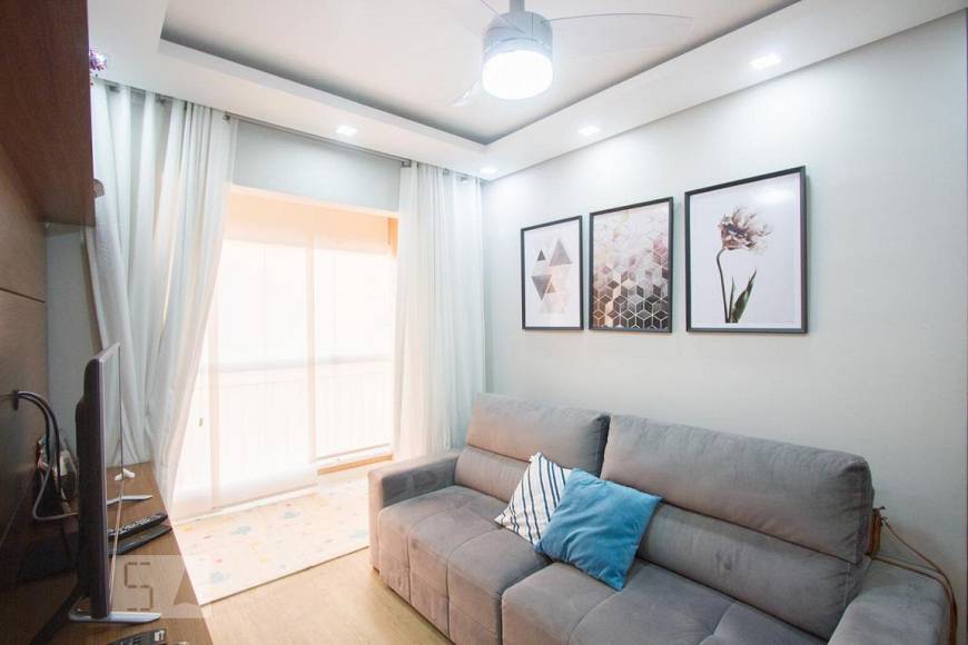 Foto 2 de Apartamento com 2 Quartos para alugar, 52m² em Jardim Casablanca, São Paulo