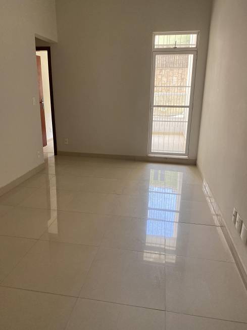 Foto 2 de Apartamento com 2 Quartos à venda, 75m² em Jardim das Laranjeiras, Juiz de Fora
