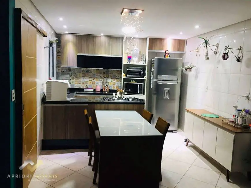 Foto 1 de Apartamento com 2 Quartos para alugar, 62m² em Jardim Irene, Santo André