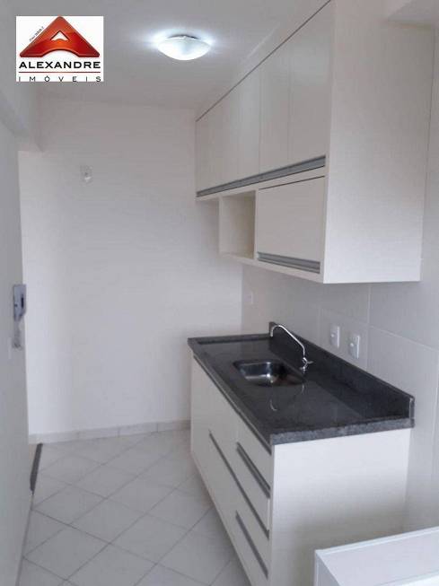 Foto 3 de Apartamento com 2 Quartos à venda, 47m² em Jardim Ismenia, São José dos Campos