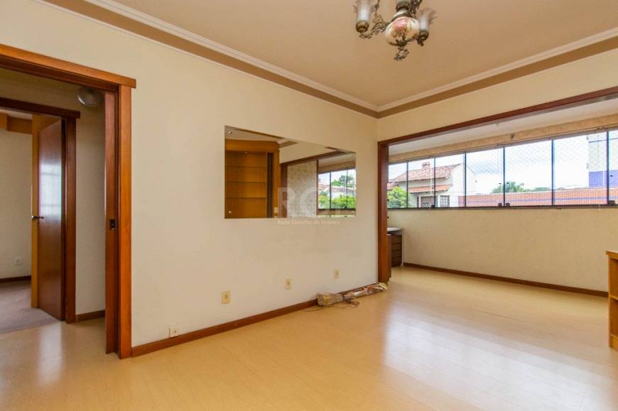 Foto 1 de Apartamento com 2 Quartos à venda, 75m² em Jardim Itú Sabará, Porto Alegre