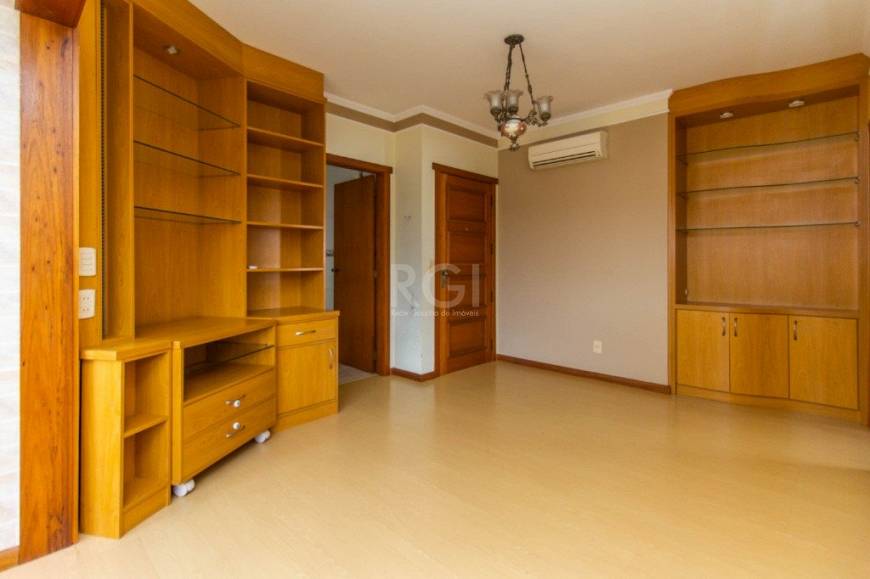 Foto 4 de Apartamento com 2 Quartos à venda, 75m² em Jardim Itú Sabará, Porto Alegre