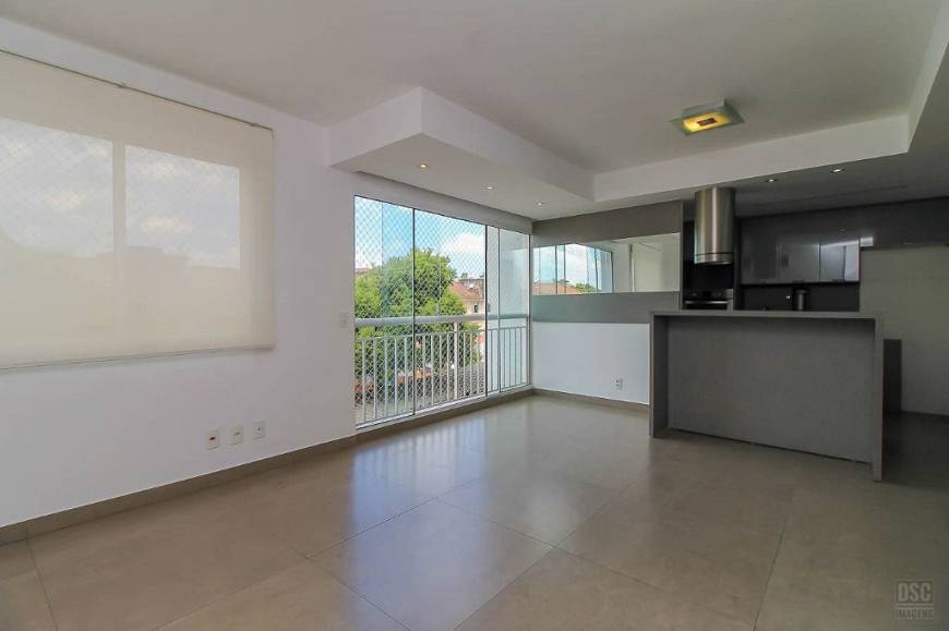 Foto 3 de Apartamento com 2 Quartos à venda, 83m² em Jardim Lindóia, Porto Alegre