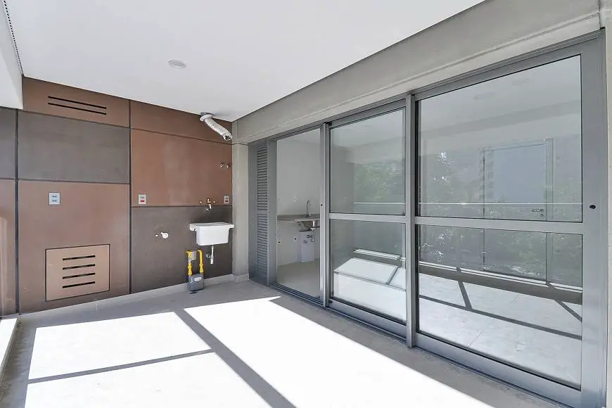 Foto 5 de Apartamento com 2 Quartos à venda, 70m² em Jardins, São Paulo