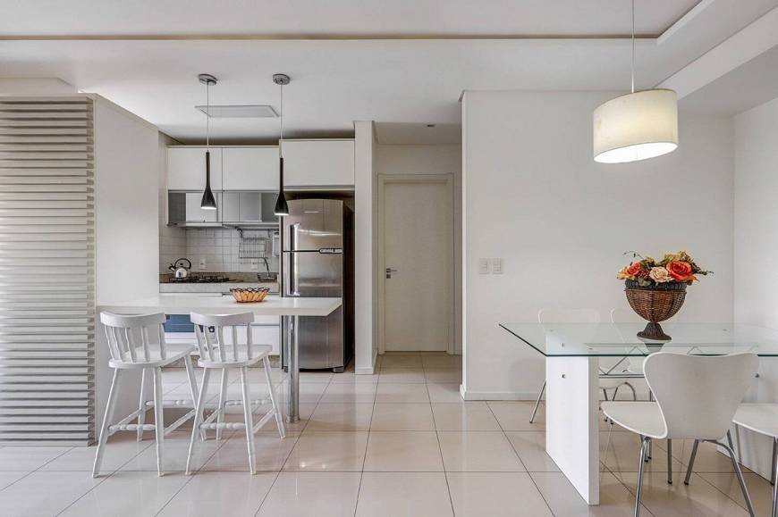 Foto 1 de Apartamento com 2 Quartos para alugar, 78m² em Jurerê, Florianópolis