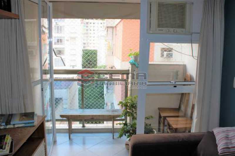 Foto 2 de Apartamento com 2 Quartos à venda, 61m² em Laranjeiras, Rio de Janeiro