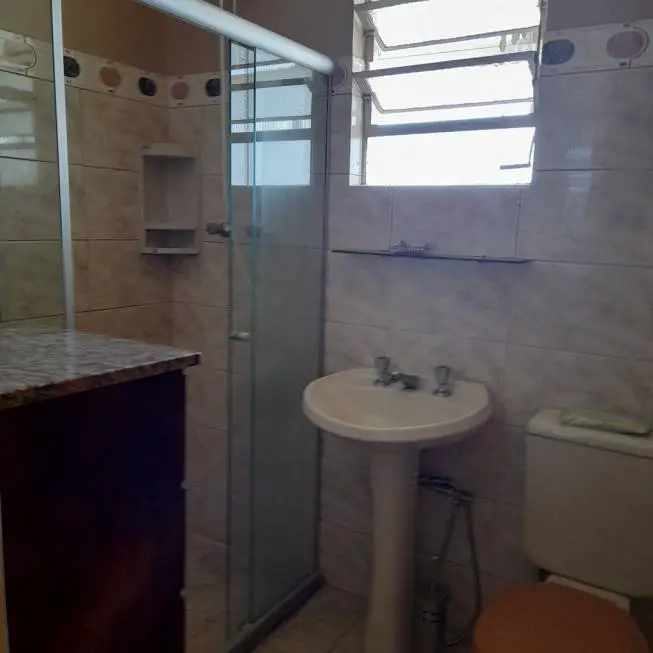 Foto 4 de Apartamento com 2 Quartos para venda ou aluguel, 60m² em Medianeira, Porto Alegre