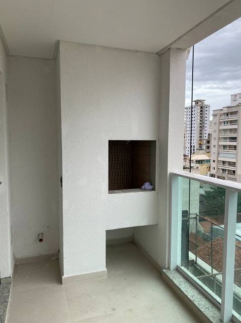 Foto 1 de Apartamento com 2 Quartos à venda, 74m² em Meia Praia, Itapema