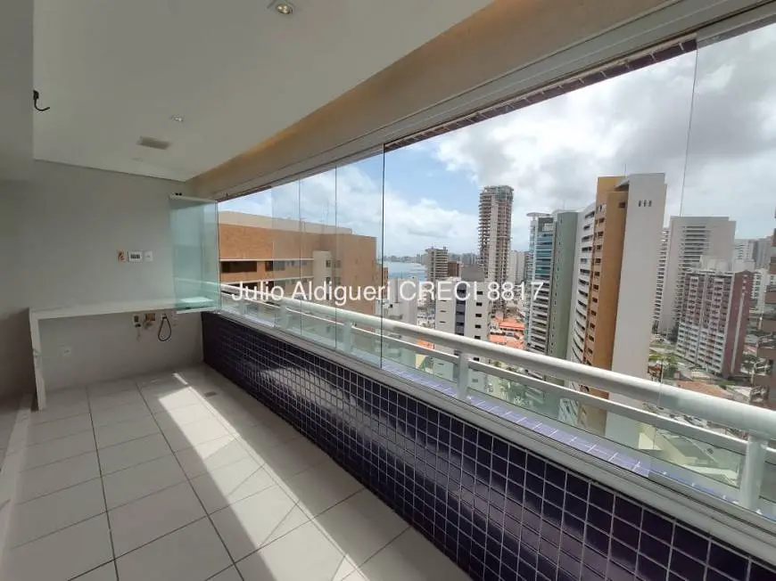 Foto 3 de Apartamento com 2 Quartos à venda, 109m² em Meireles, Fortaleza
