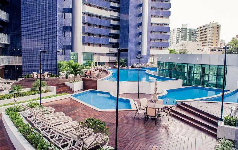 Foto 3 de Apartamento com 2 Quartos à venda, 57m² em Meireles, Fortaleza
