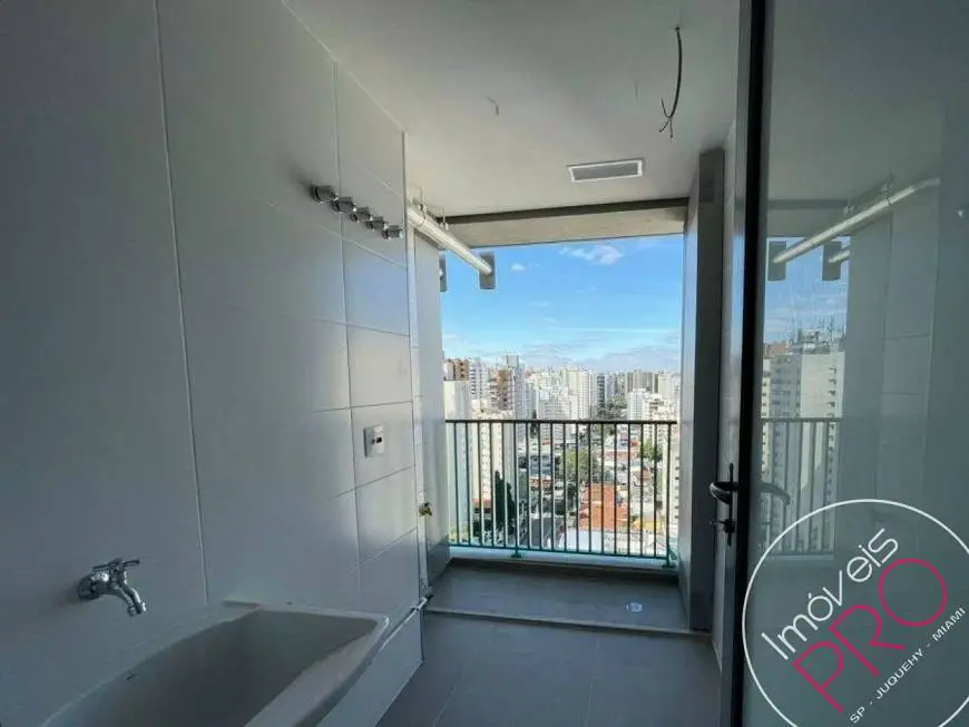 Foto 3 de Apartamento com 2 Quartos à venda, 102m² em Moema, São Paulo