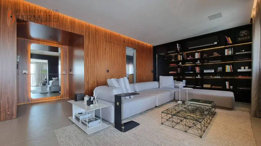 Foto 1 de Apartamento com 2 Quartos à venda, 172m² em Moema, São Paulo