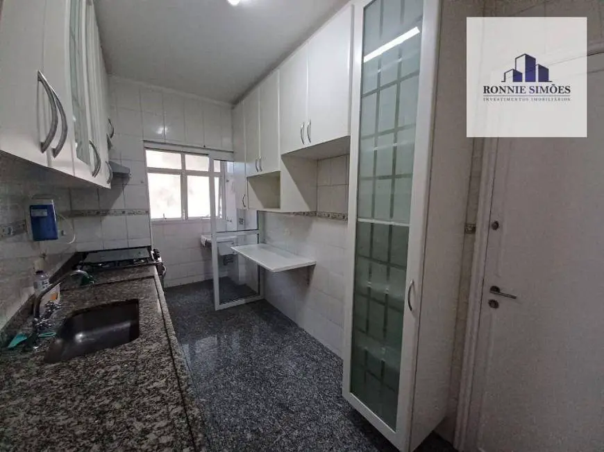 Foto 5 de Apartamento com 2 Quartos para alugar, 67m² em Moema, São Paulo